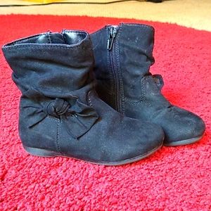 Black Faux Suede Slouch Boots with Bow. Wonder Nation. Sz Toddler 7
